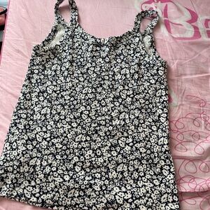old navy tank top